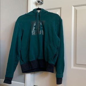 Under Armour dark green hoodie with zipper pocket!